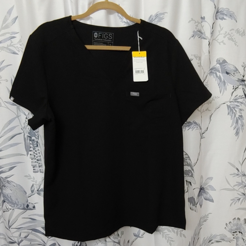 FIGS Catarina scrub top Black XL